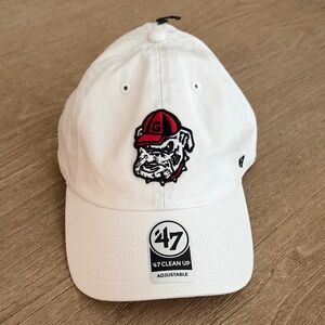 47 Brand Mens University of Georgia Bulldog Cap with Red and White Design